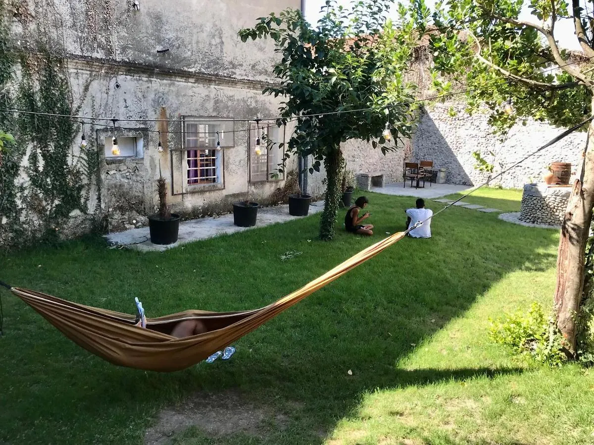 Intown Guesthouse Shkodra Albanien