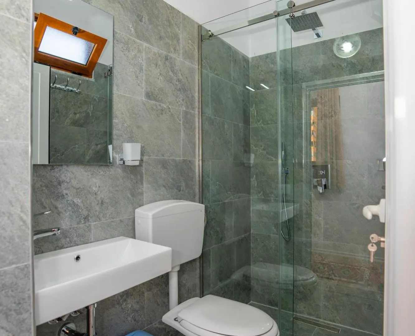 Intown Guesthouse Shkodra Gasthof
