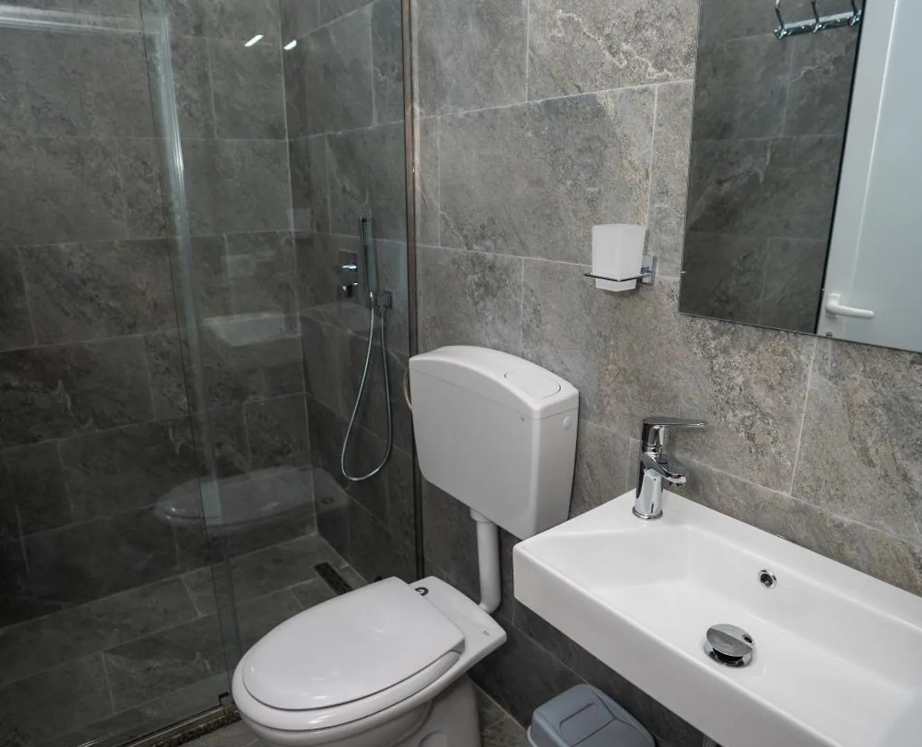 Intown Guesthouse Shkodra 0*,  Albanien