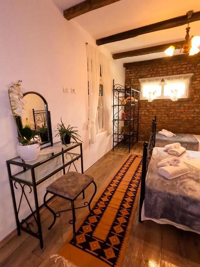 InTown Guesthouse Shkodër 0*,  Albanien