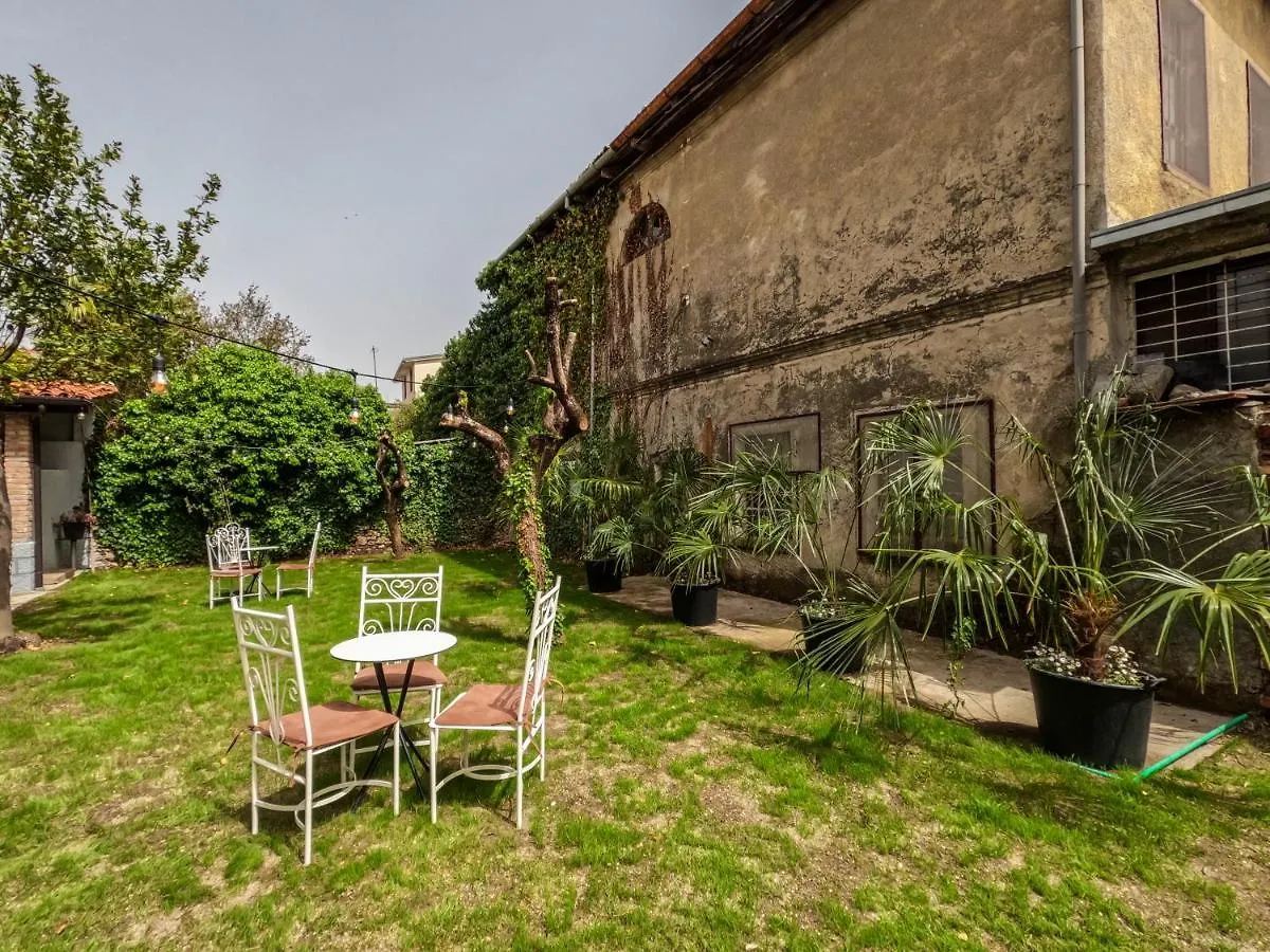Intown Guesthouse Shkoder Guest house